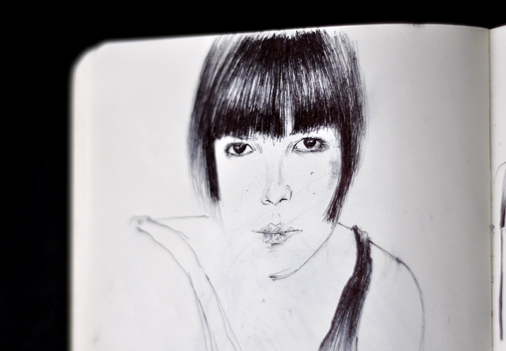 Carnet de croquis et dessin, stylo noir, Hervé Augoyat Lyon.