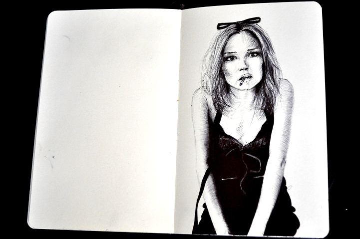 Carnet de croquis et dessin, stylo noir, Hervé Augoyat Lyon.