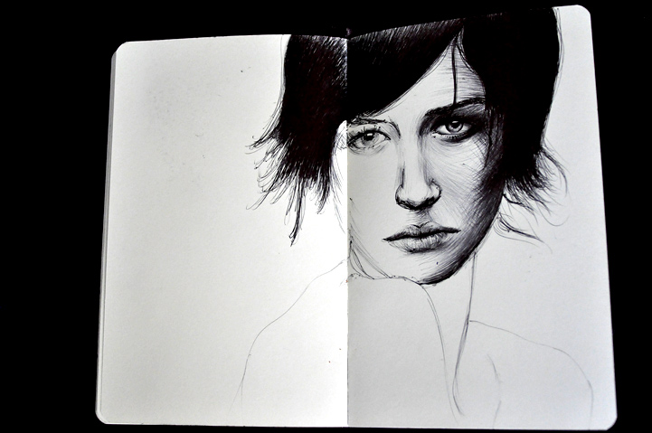 Carnet de croquis et dessin, stylo noir, Hervé Augoyat Lyon.