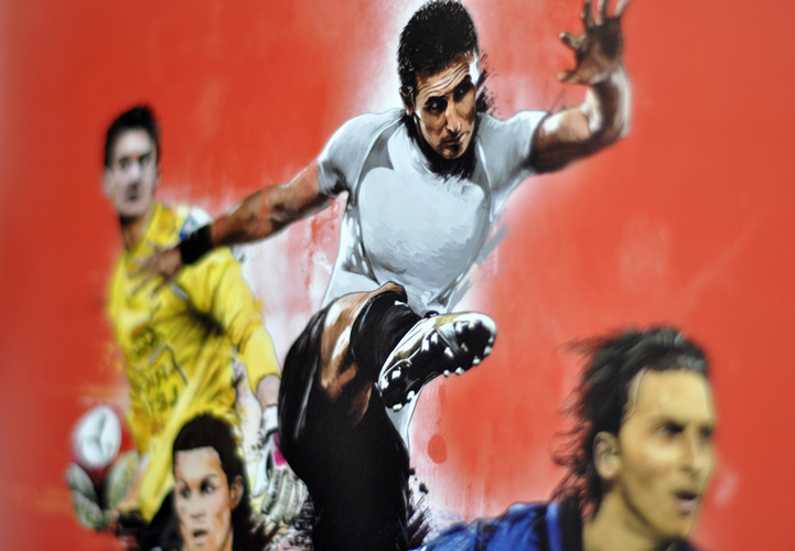 Infographie football, poster dessin et peinture à la tablette graphique, Hervé Augoyat.